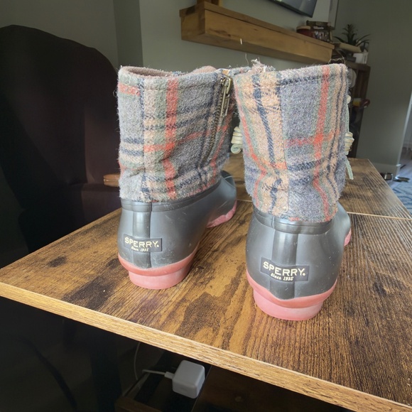 Sperry Duck Boots - Picture 3 of 3